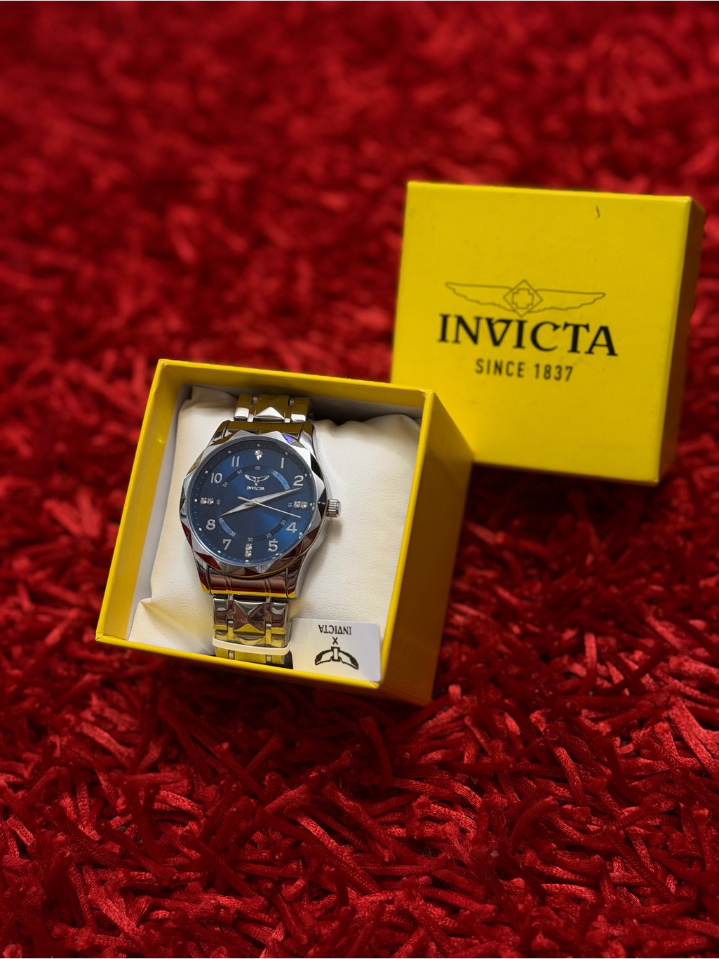 Invicta Mens Silver Watch With Blue Dial And Stainless Bracelet